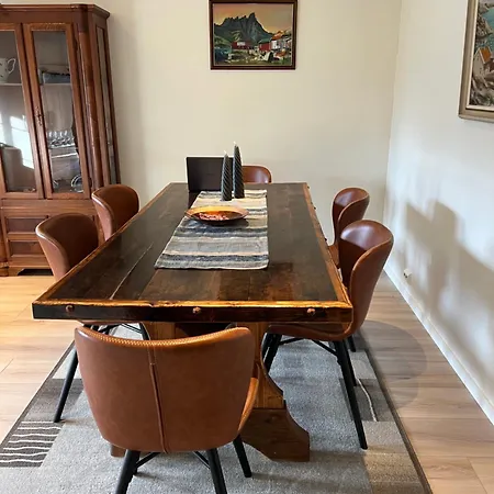 Huset Ved Fergekaien Pa Appartement Moskenes