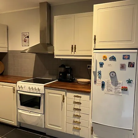 Huset Ved Fergekaien På