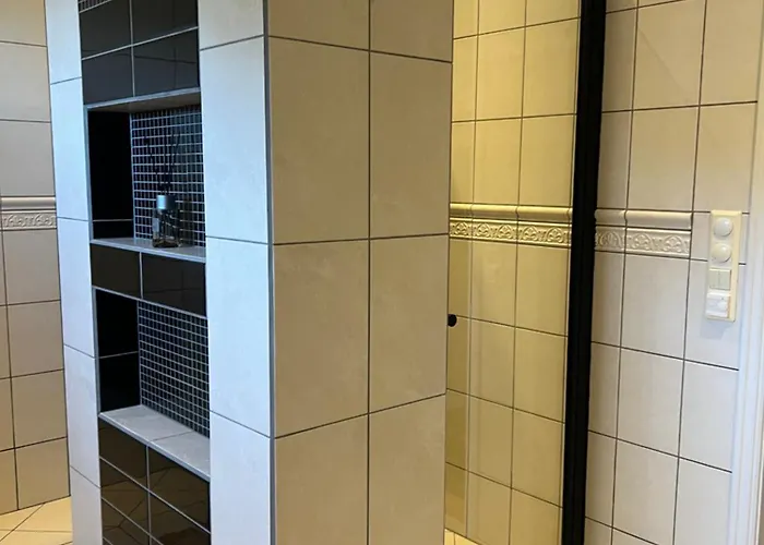 Huset Ved Fergekaien Pa *